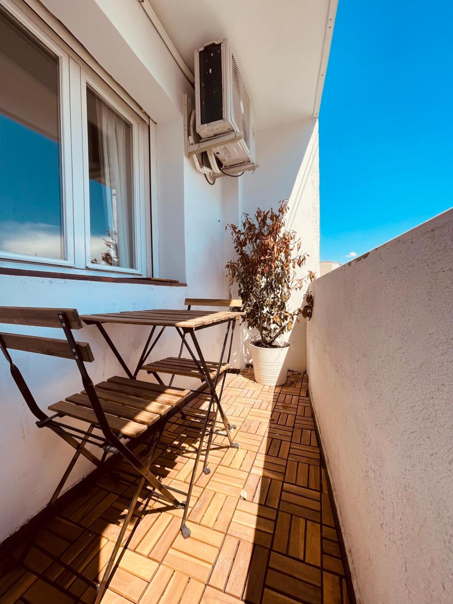 Piso Acogedor Y Tranquilo - Junto A Ifema Y Aerop. Daire Madrid Dış mekan fotoğraf