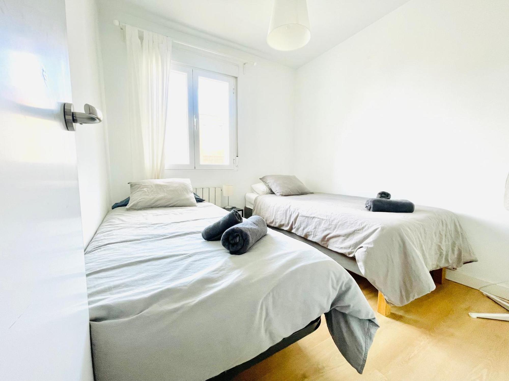 Piso Acogedor Y Tranquilo - Junto A Ifema Y Aerop. Daire Madrid Dış mekan fotoğraf